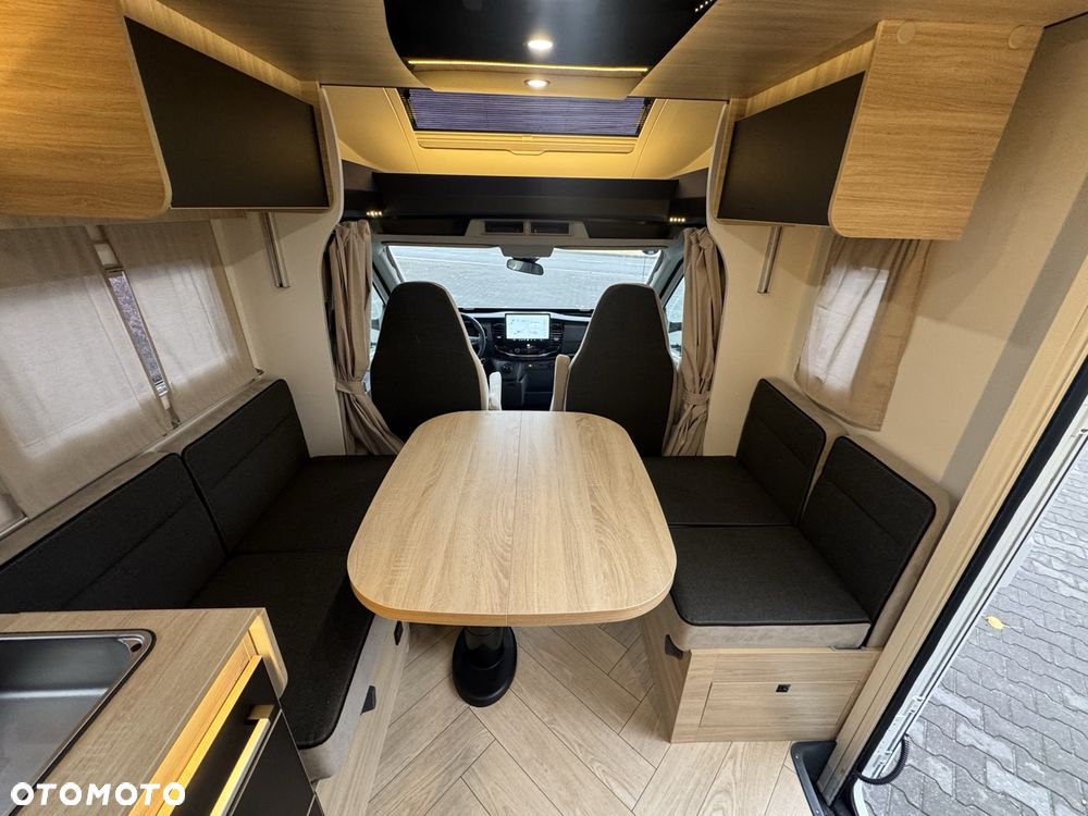 Ford Chausson 797 Titanium Ultimate - 19