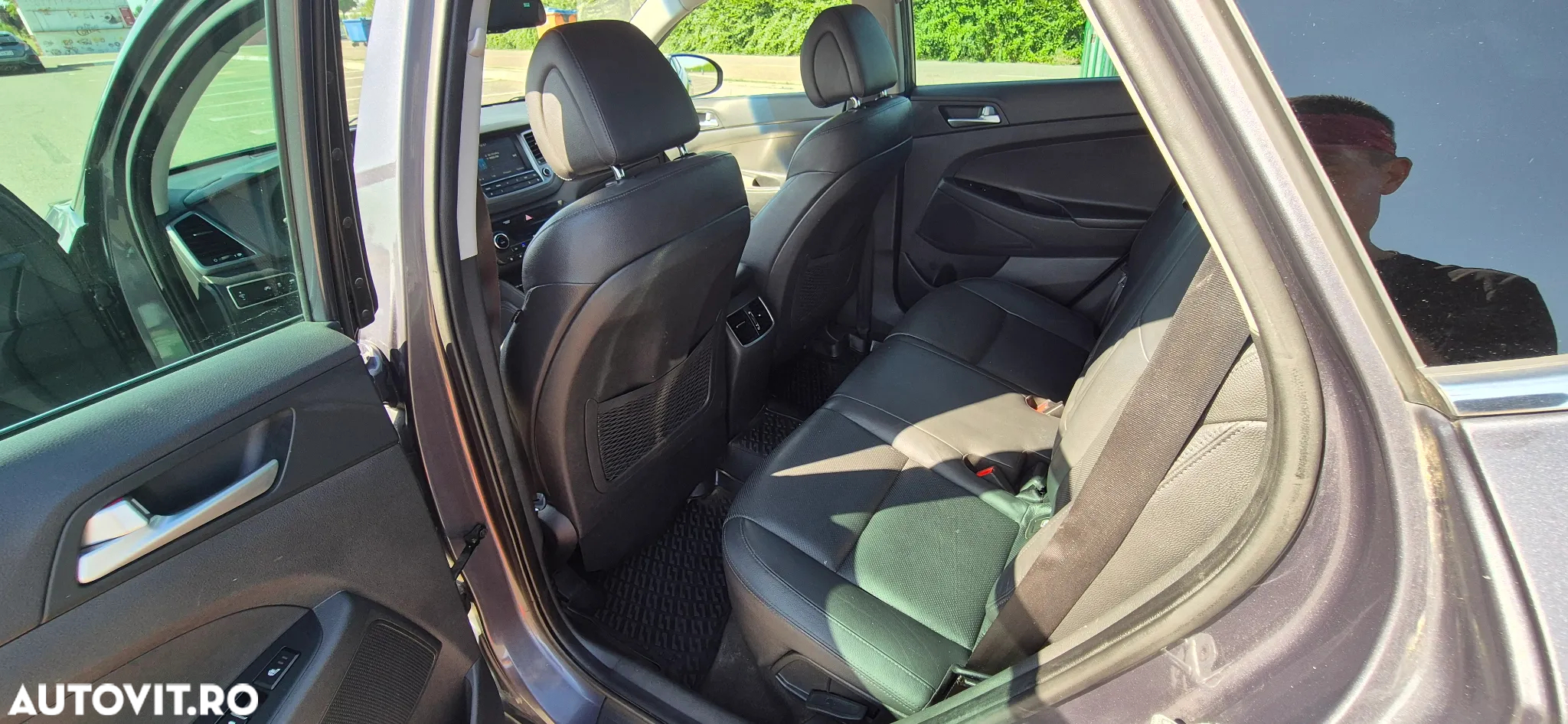 Hyundai Tucson 2.0 CRDI 4WD 8AT Premium - 9