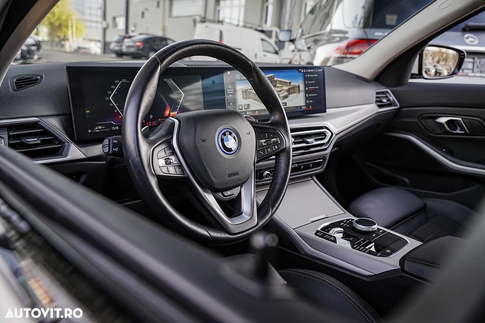BMW Seria 3 320e AT PHEV - 15