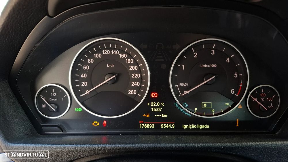 BMW 318 d Line Sport - 50