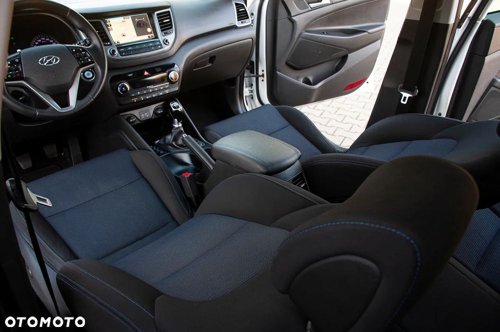 Hyundai Tucson 2.0 CRDI 4WD Premium - 17