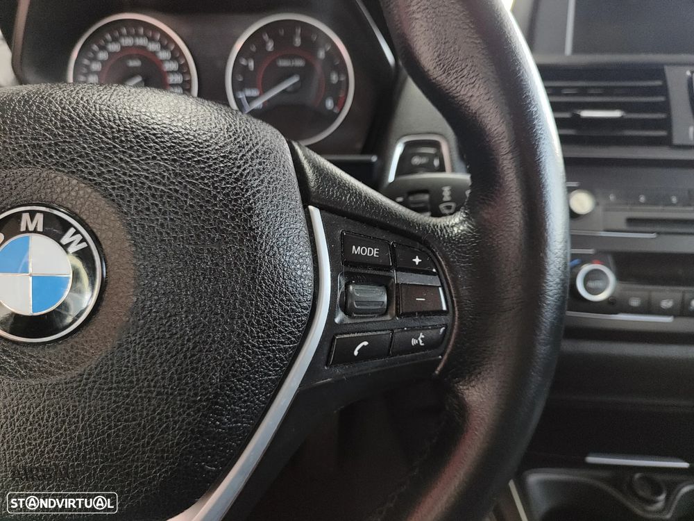 BMW 116 d EDynamics Line Sport - 28