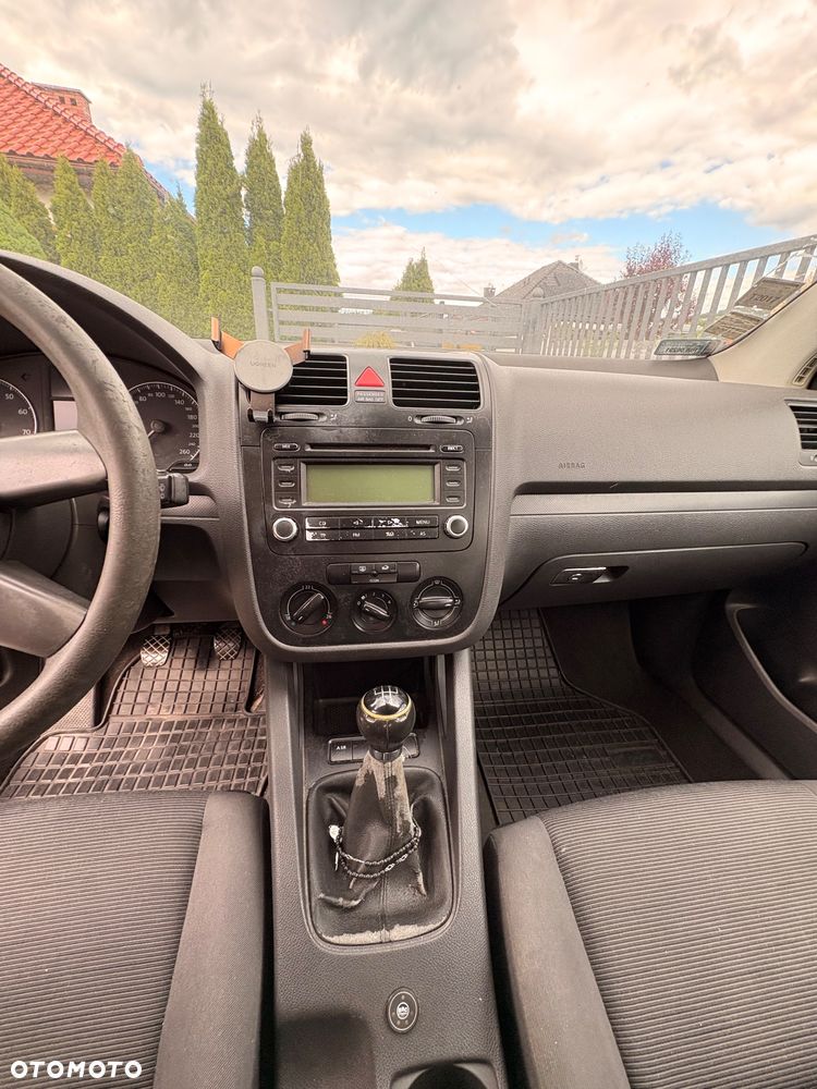 Volkswagen Golf 1.6 Trendline - 9
