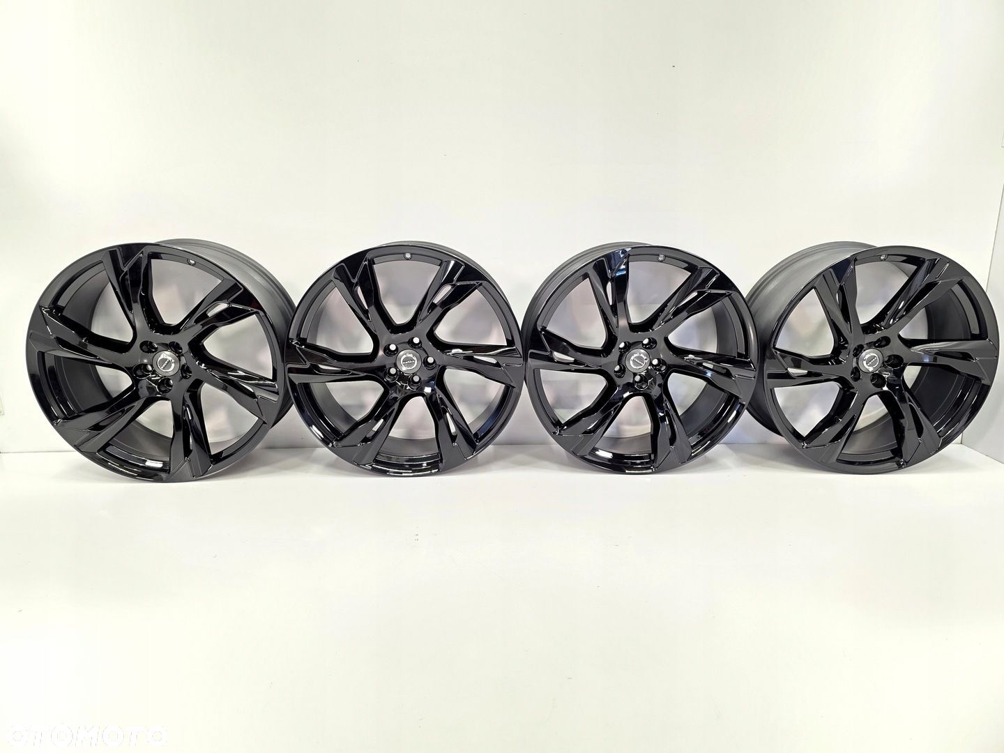 FELGI 4x FELGA VOLVO XC90 II 31454204 9x22 ET38,5 BARDZO ŁADNE - 1