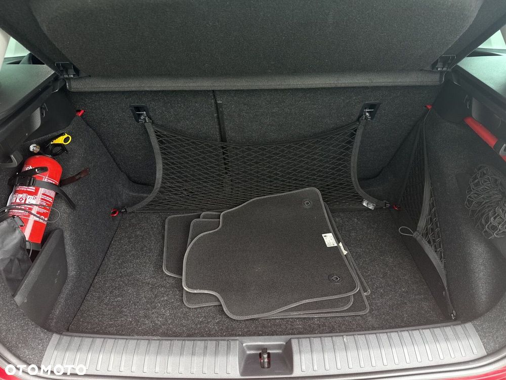 Skoda Kamiq 1.0 TSI Ambition - 32