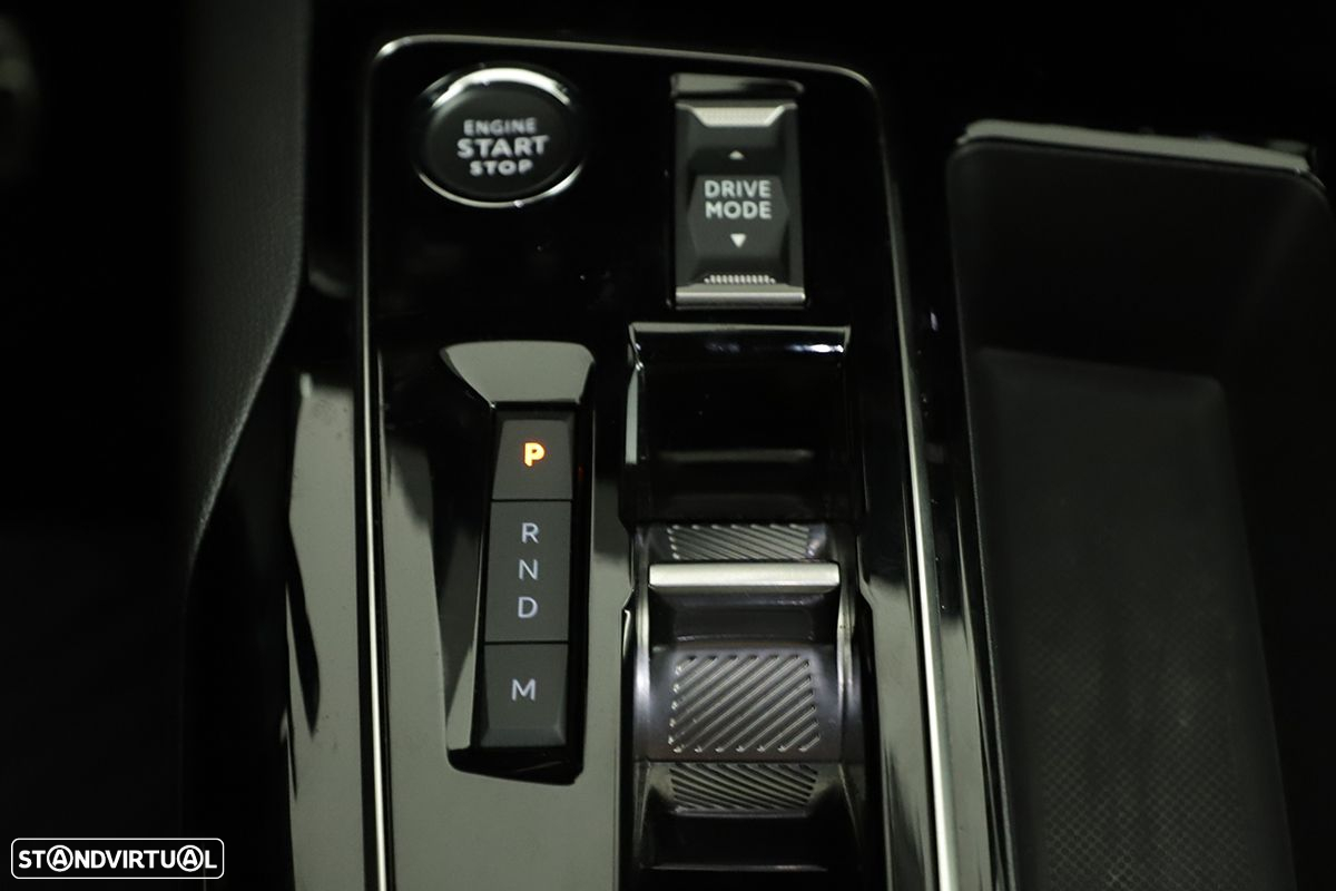Peugeot 3008 1.2 PureTech GT EAT8 - 14