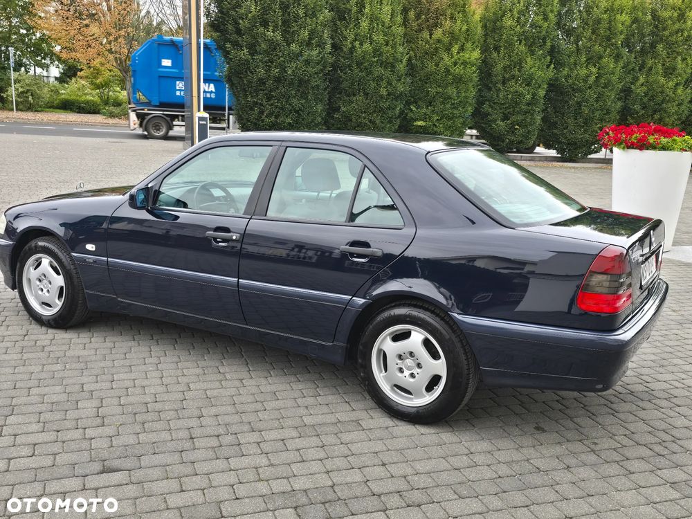 Mercedes-Benz Klasa C - 18