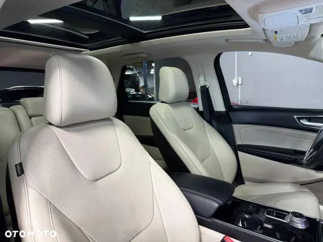 Ford Edge - 11