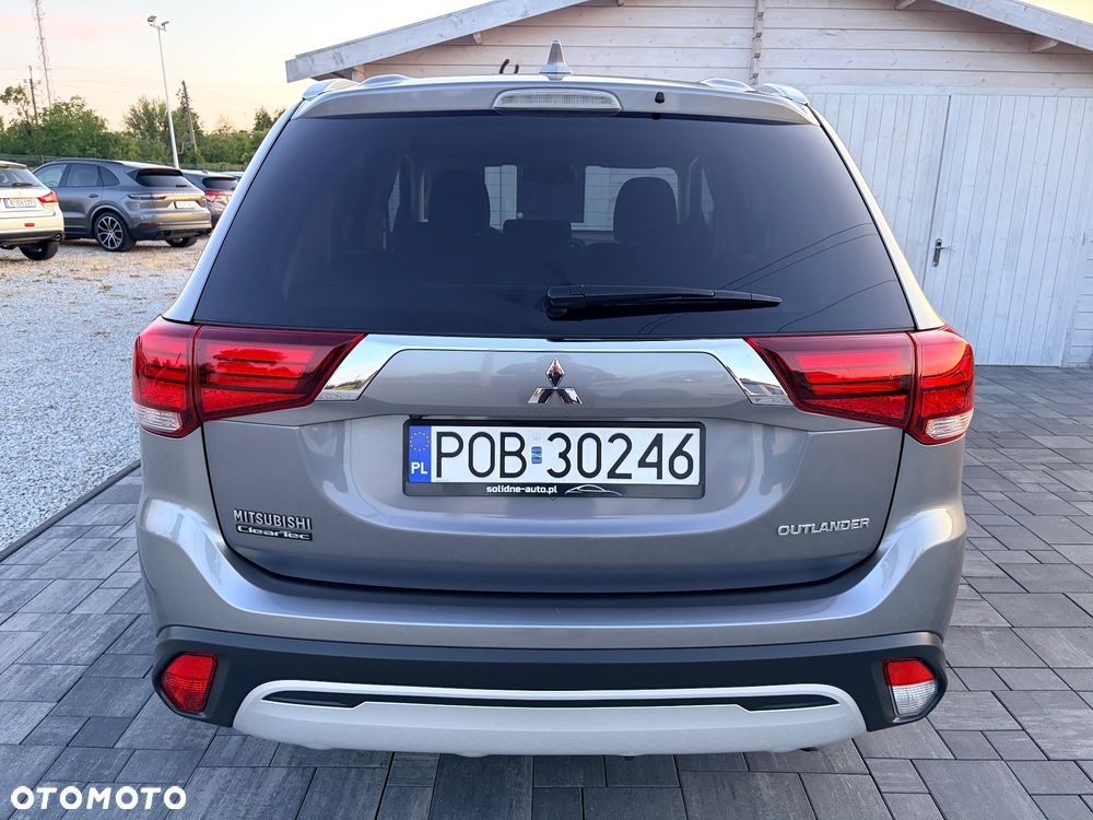 Mitsubishi Outlander 2.0 2WD Active - 5