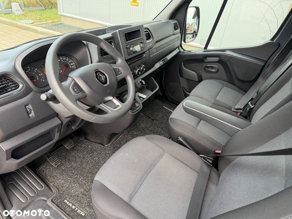 Renault Master - 10