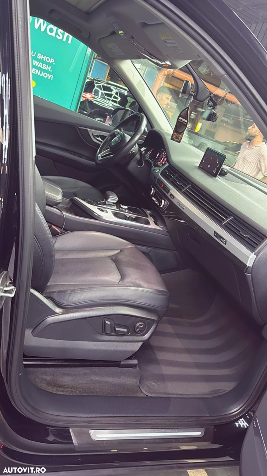 Audi Q7 3.0 55 TFSI quattro Tiptronic Basic - 17