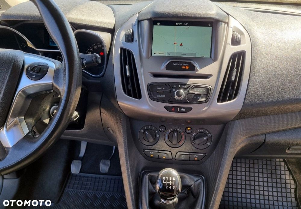 Ford Transit Connect - 31