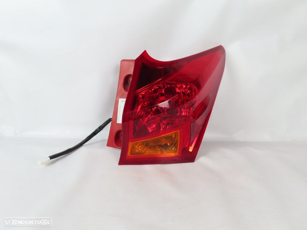 Farolim Direito/Trás Usado / Original TOYOTA AURIS (_E18_) 8155102740 - 1