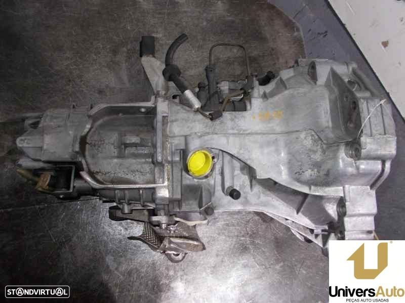 CAIXA VELOCIDADES AUDI A4 1998 -DHW - 4
