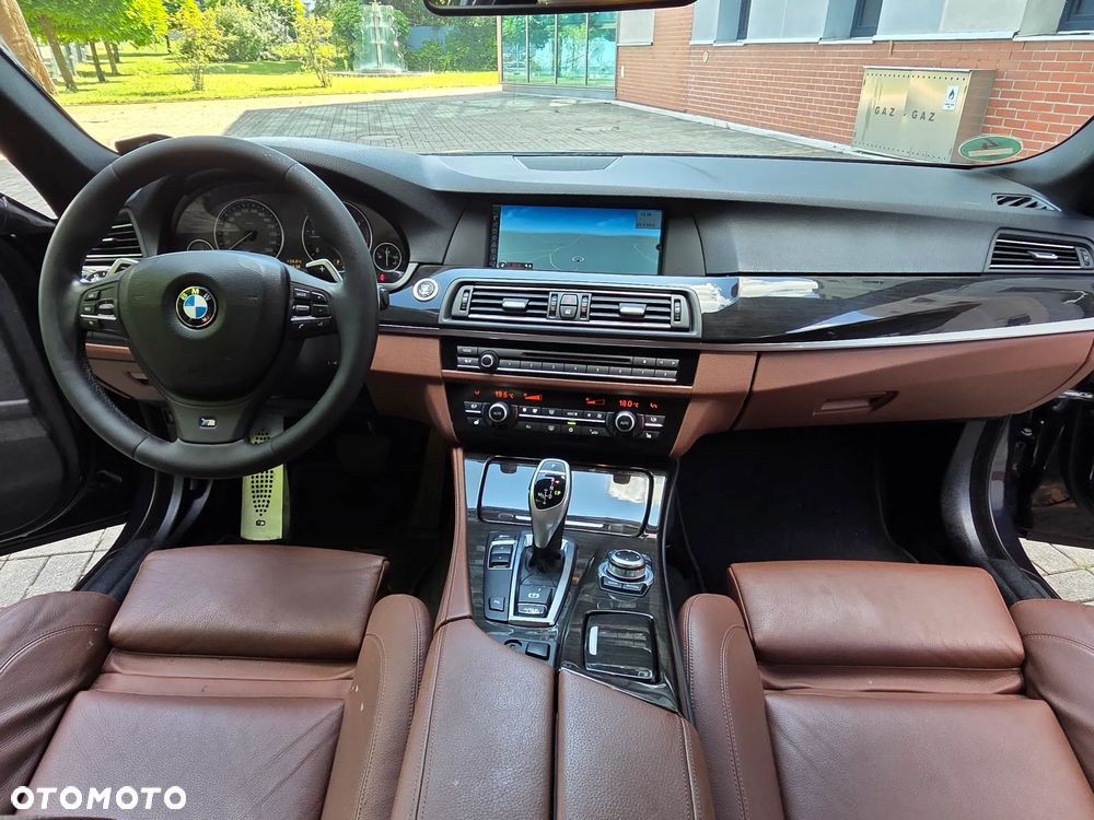 BMW Seria 5 520d Sport-Aut - 24