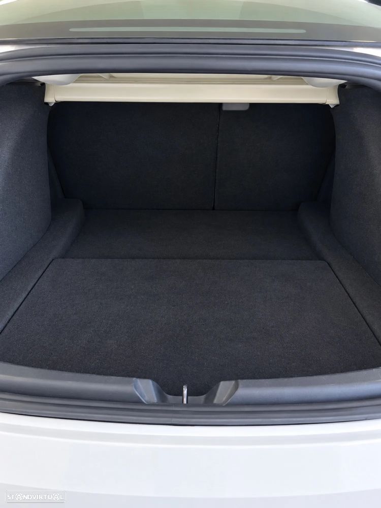 Tesla Model 3 Long Range Tração Integral Premium - 25