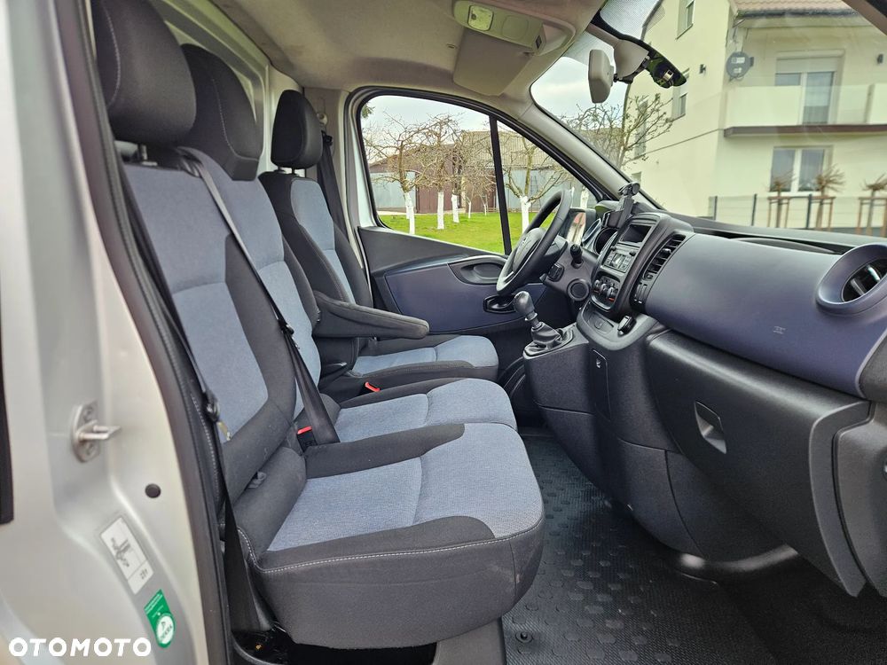 Opel VIVARO - 19