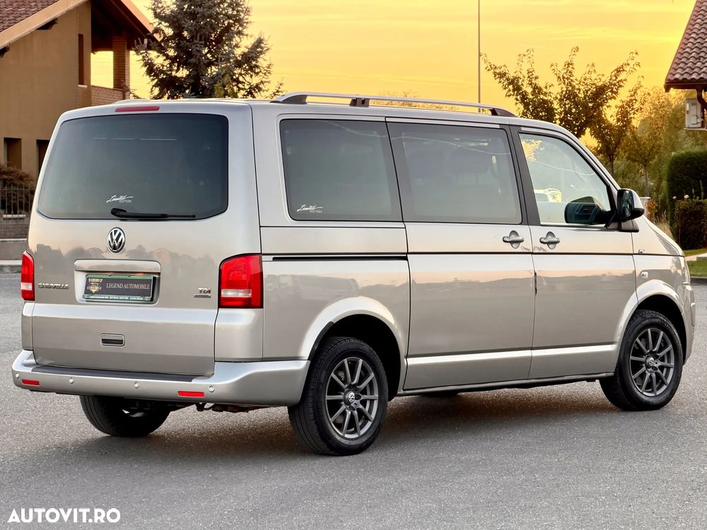 Volkswagen Caravelle - 4