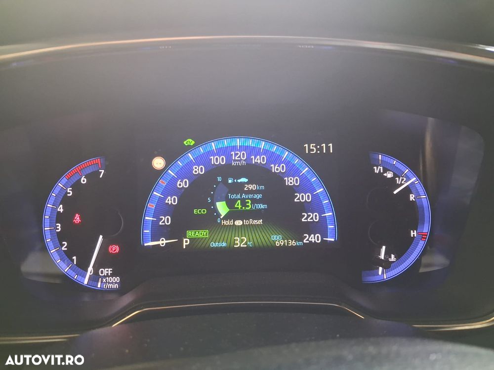 Toyota Corolla 1.8 HSD Dynamic - 8