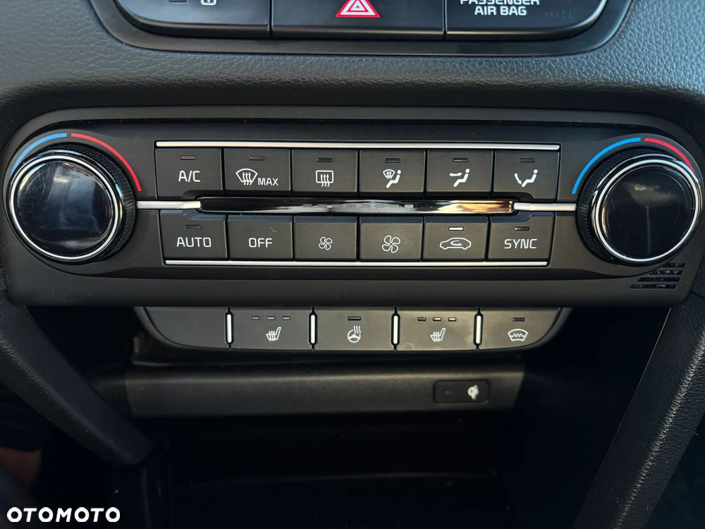 Kia ProCeed - 20