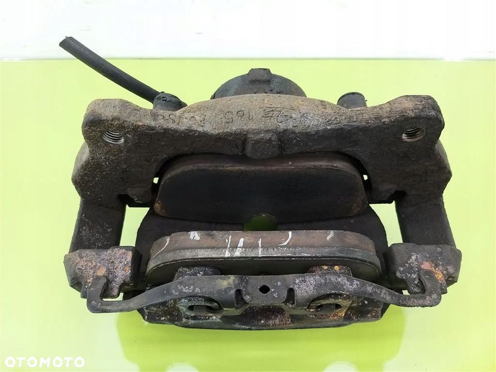 Zacisk hamulcowy przód lewy Citroen DS5 2011-2015 2,0 HDI 9685827880 - 2