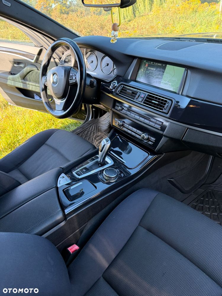 BMW Seria 5 520d - 7