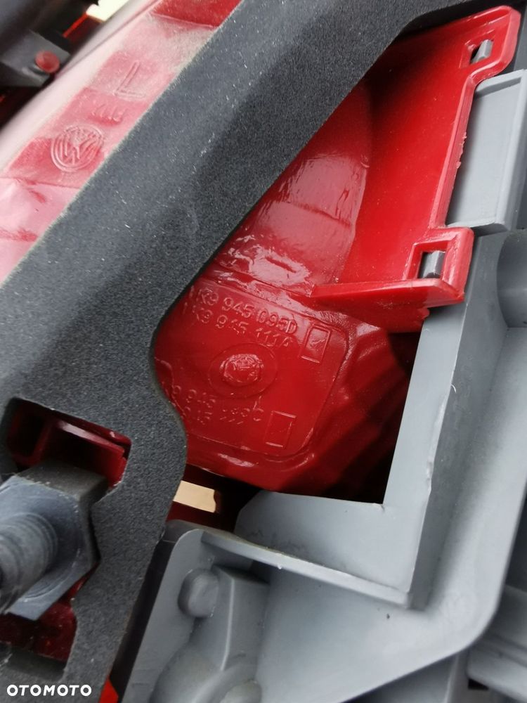 Lampa tylna lewa VW Golf V VI kombi 1K9945095D - 5