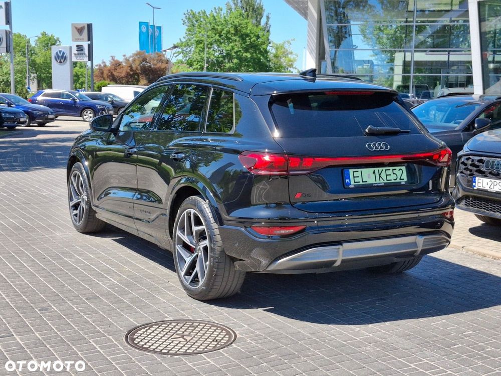 Audi Q6 e-tron - 7