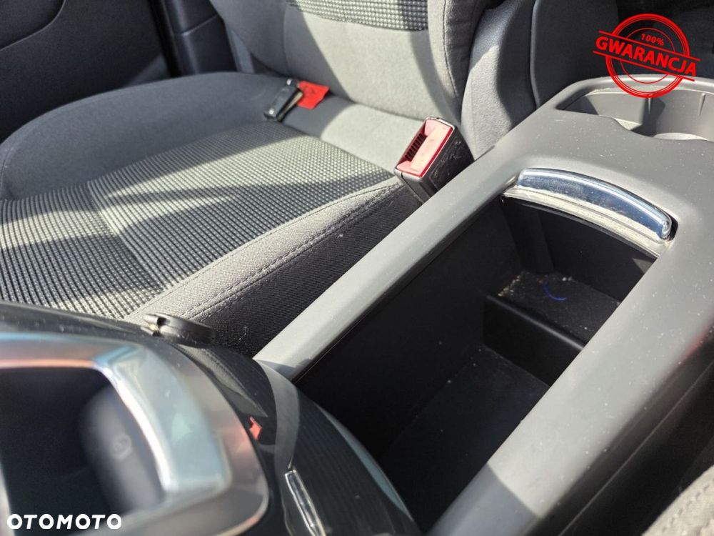 Peugeot 5008 - 36