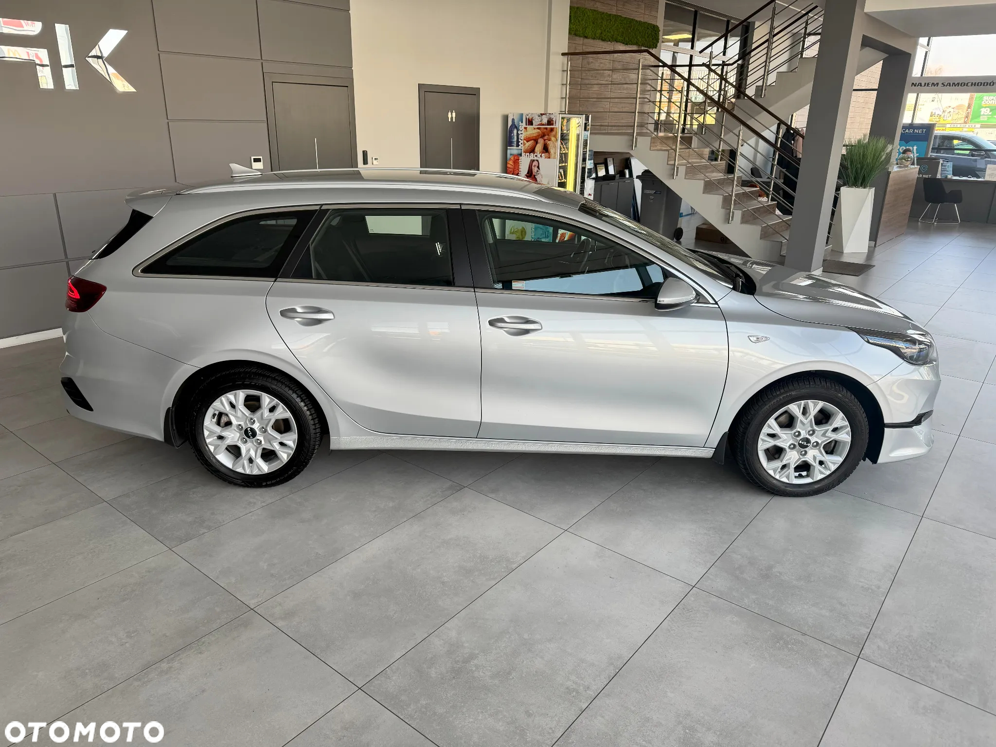 Kia Ceed 1.5 T-GDI M DCT - 4