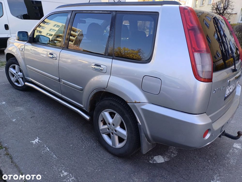Nissan X-Trail 2.2 dCi Comfort - 3