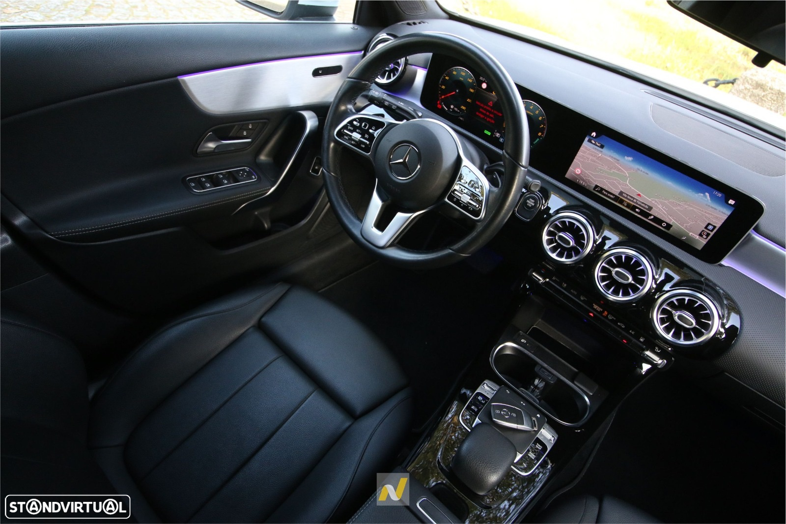Mercedes-Benz A 250 e Style Plus - 23