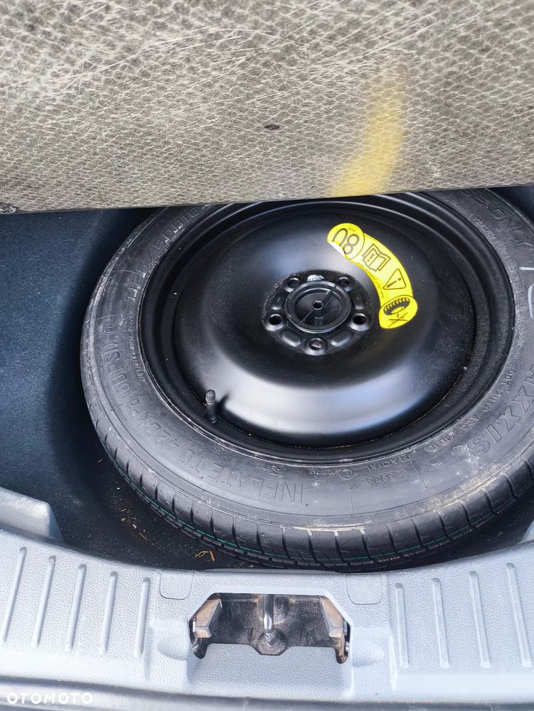 Ford Grand C-MAX - 18