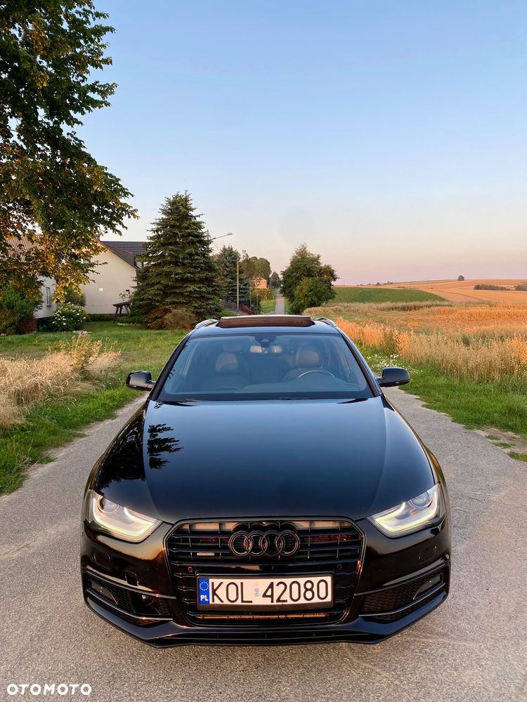 Audi A4 Avant 2.0 TDI DPF quattro S line Sportpaket - 4