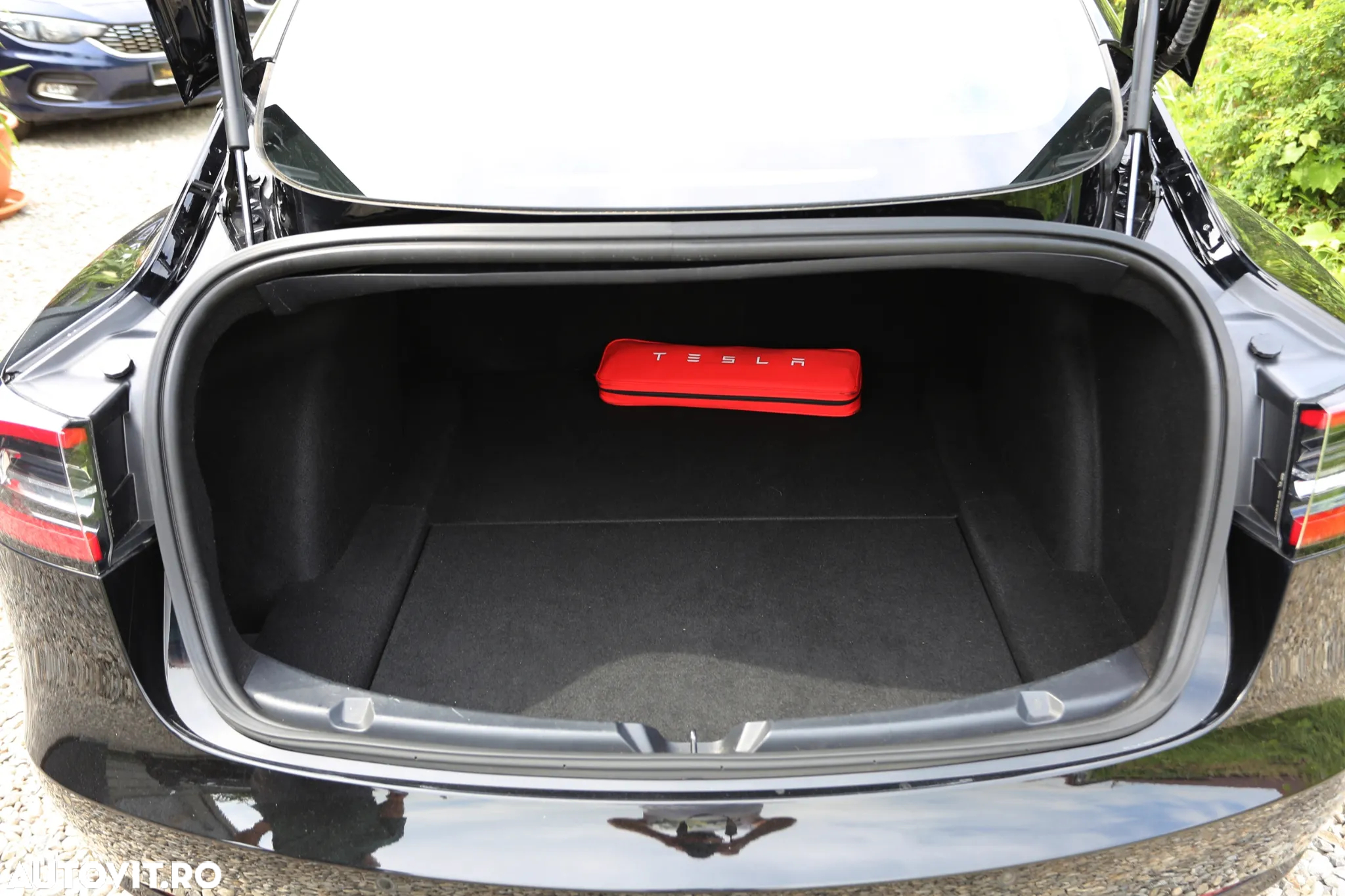 Tesla Model 3 Standard Reichweite Plus Hinterradantrieb - 12