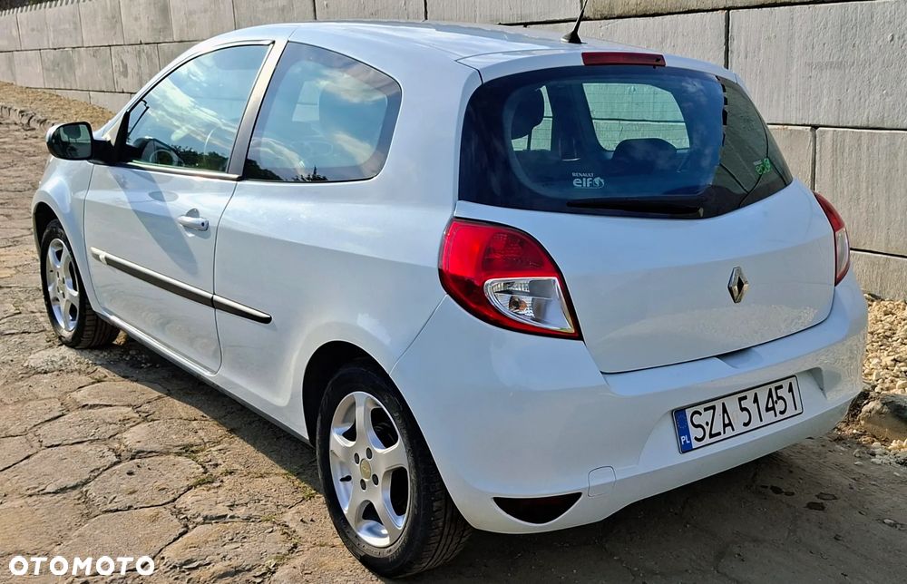 Renault Clio 1.5 dCi Extreme - 5