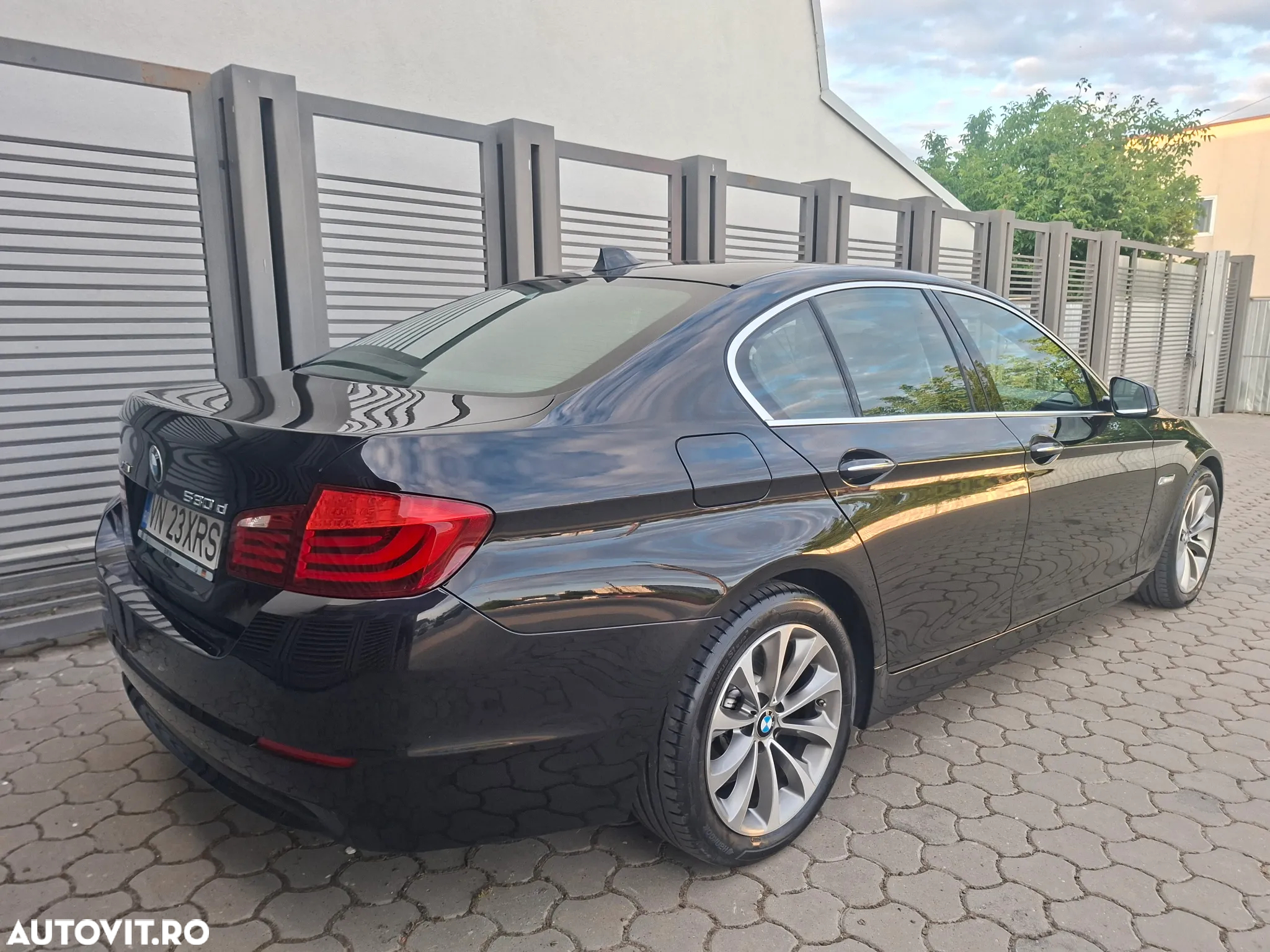 BMW Seria 5 530d Sport-Aut. Luxury Line - 5