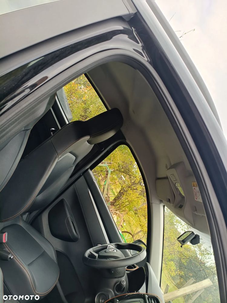 Dacia Spring - 15