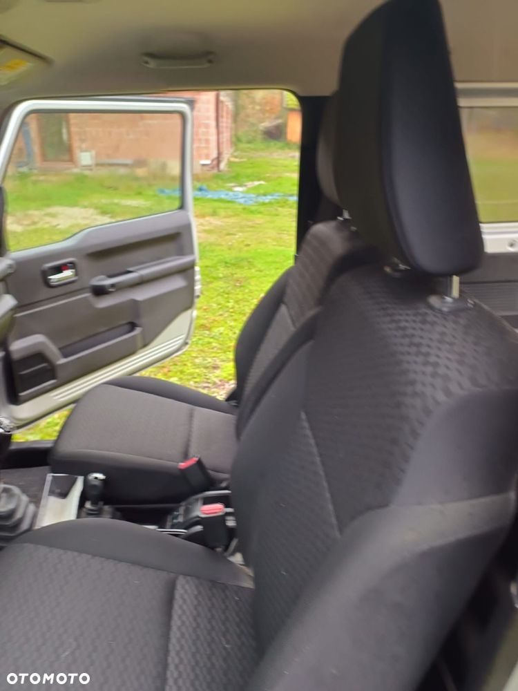 Suzuki Jimny 1.5 Comfort - 6
