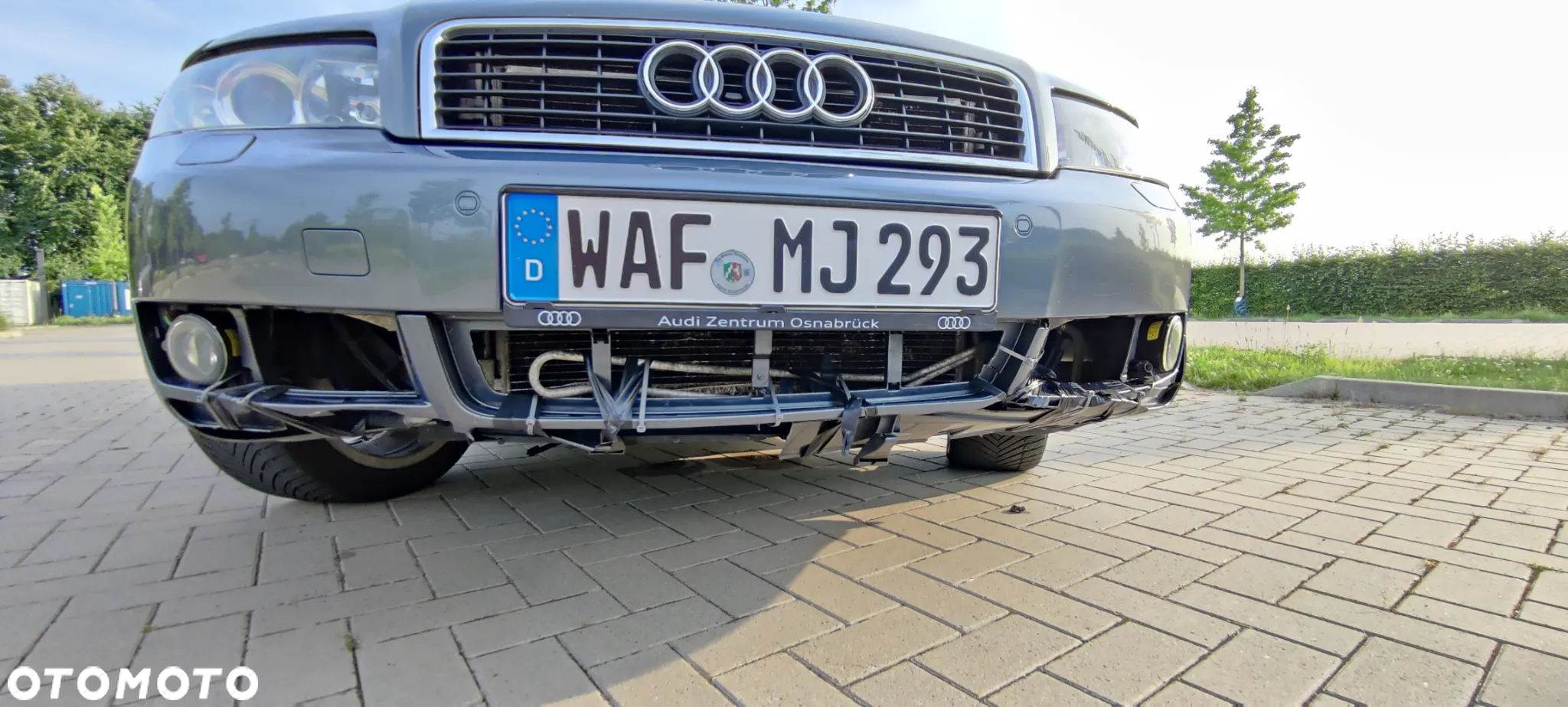 Audi A4 Avant 2.4 - 12