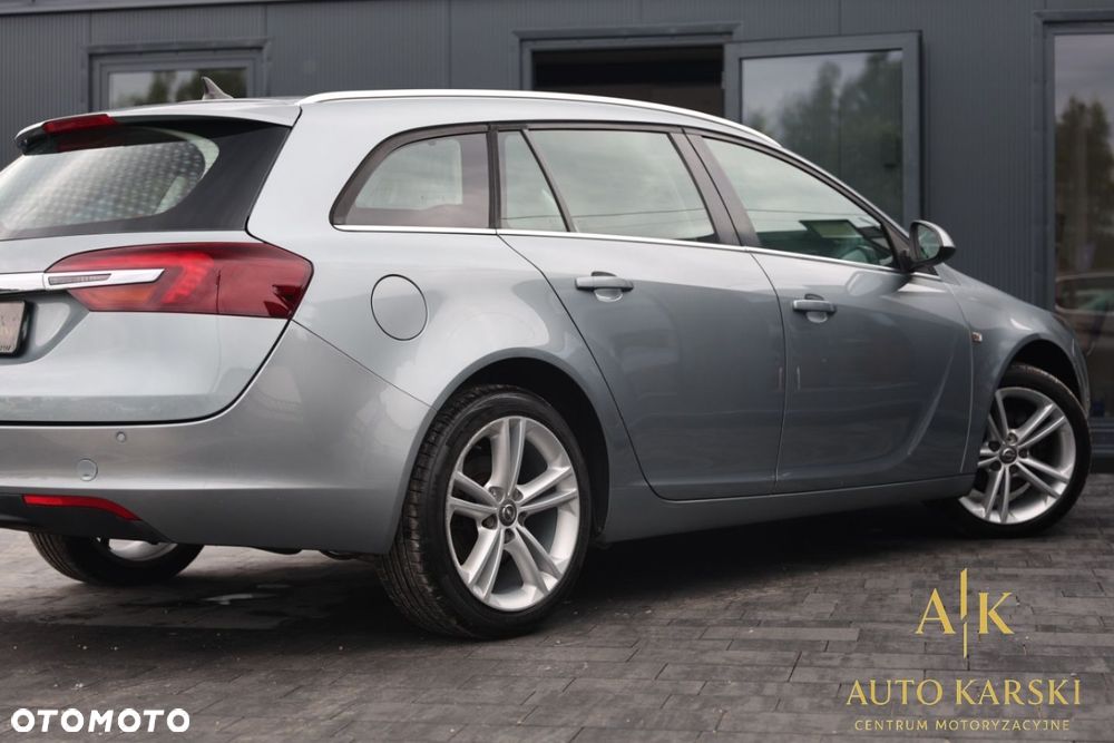 Opel Insignia - 15
