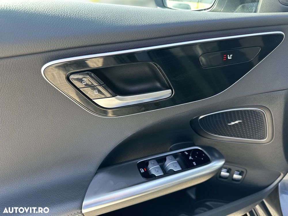 Mercedes-Benz C - 14