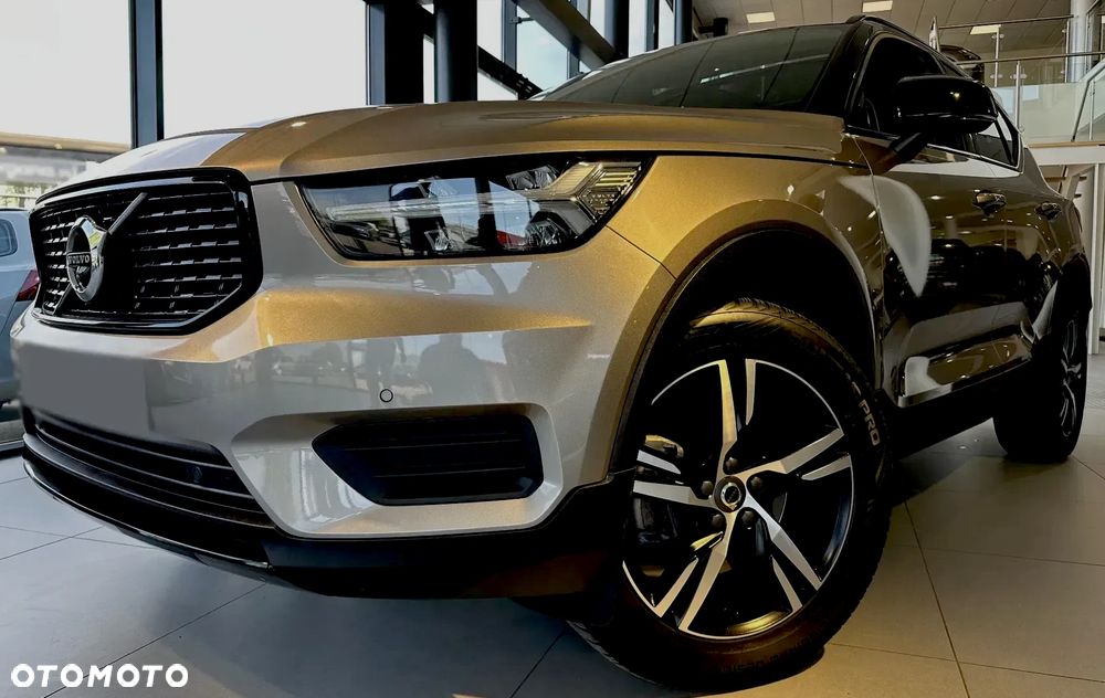 Volvo XC 40 T4 AWD Geartronic R-Design - 1