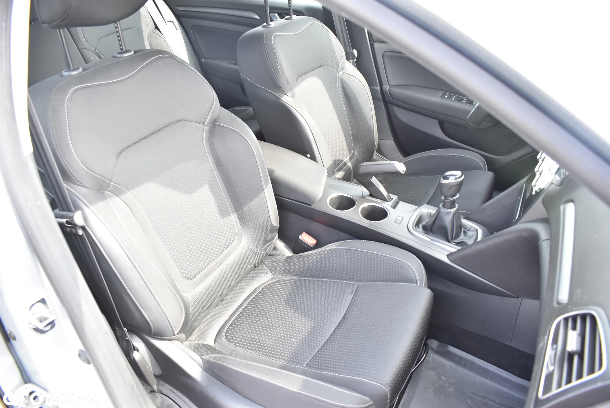 Renault Megane 1.3 TCe FAP Zen - 18