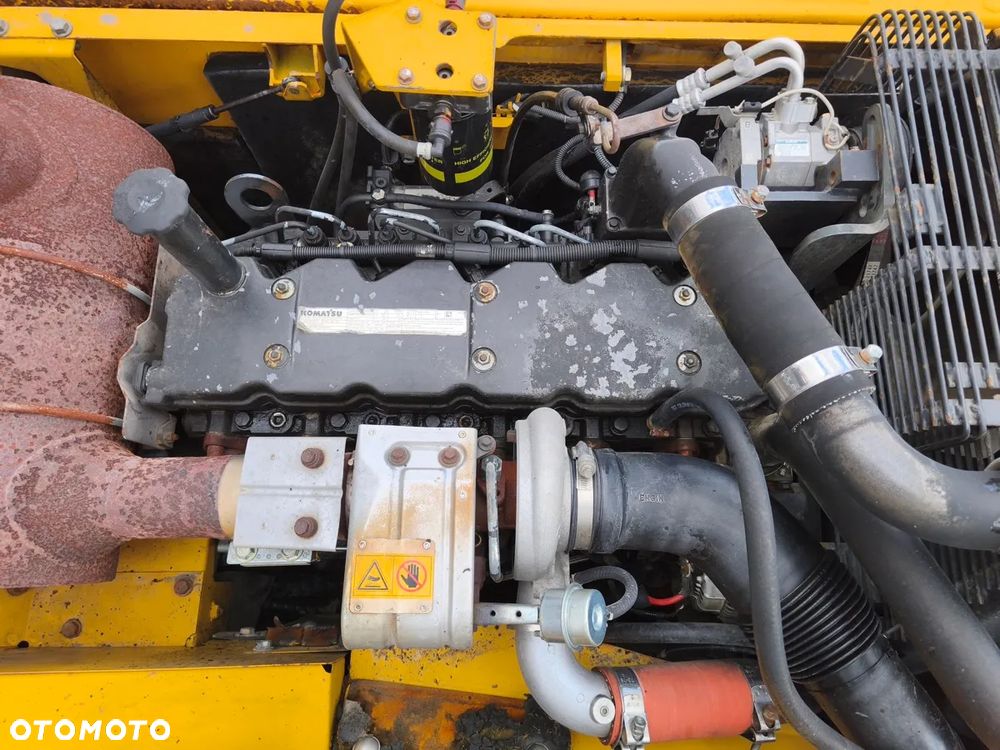 Komatsu PC240LC-8 - 9