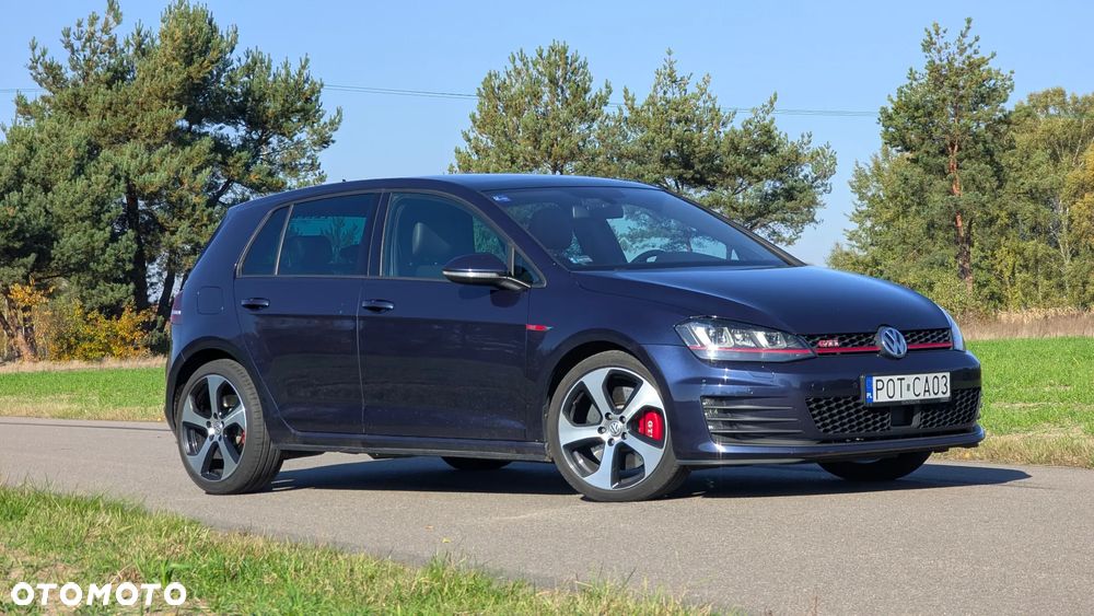 Volkswagen Golf GTI Performance BlueMotion Technology DSG - 3