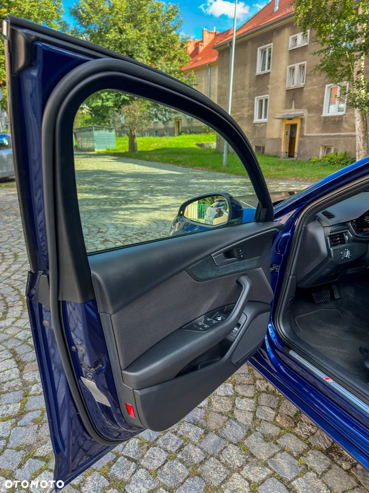 Audi A4 Limousine 1.4 TFSI S tronic - 11