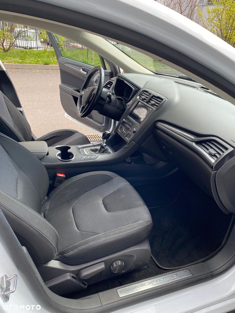 Ford Mondeo 2.0 EcoBlue Titanium - 10