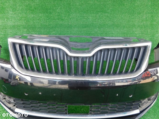 SKODA RAPID LIFT 16- zderzak przedni przód - 3
