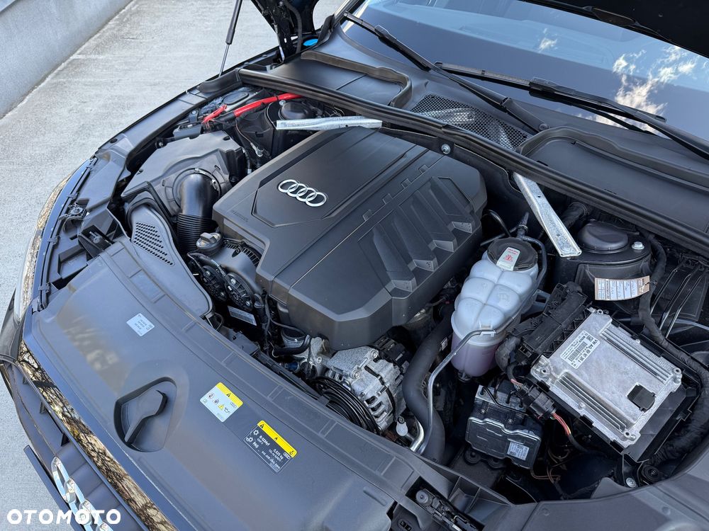 Audi A4 Avant 35 TFSI S tronic S line - 34